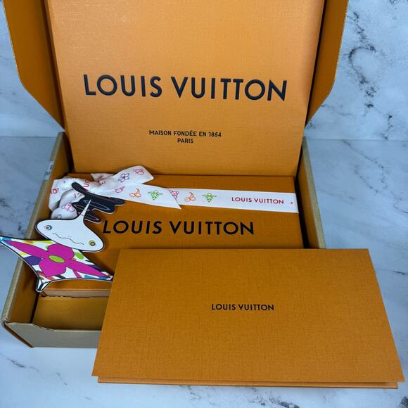 Louis Vuitton Murakami Multicolor Phone Holder LV X TM Pouch Rare New 2025 - Picture 3 of 16